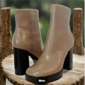 NEW JEFFREY CAMPBELL Spaced Block Heel Bootie Sz 7M, 8M, 8.5